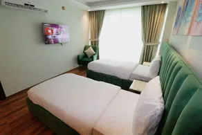Grand Luxury - Image 2