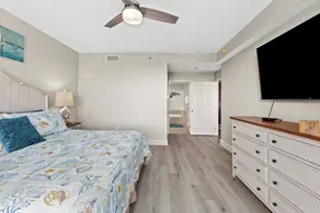 Laketown Wharf 1233 - Anchors Away - Image 2