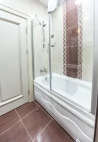 Cosmos Hotel - Image 3