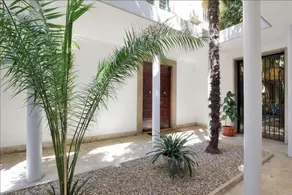 Lima Halldis Apartment - Image 5