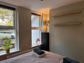 Cozy Holiday Home With hot tub - Image 4