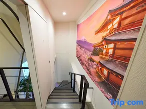 Yokohama Chinatown 3 min walk / Motomachi & Nihon-Odori Station 5 min walk / Cabin-style rooms - Image 4