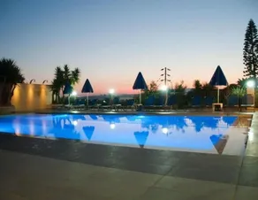 Varouxakis Hotel - Image 4