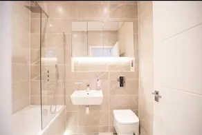 Town Centre Apartment - 2 bed, 2 bath in Slough - Image 3