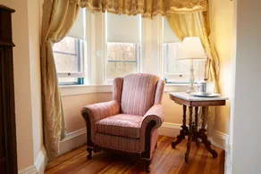 Apple Tree Inn - Image 5