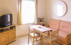 1 Bedroom Amazing Apartment In Settin - Image 4