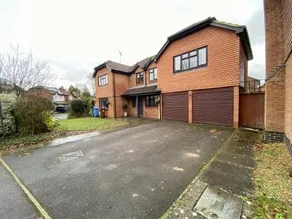 Beautiful 5 Bed 3 Bathroom Detached Family Home 8 - Image 2