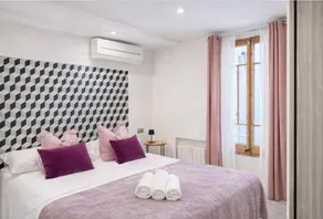 Apartament Colon Bcn - Image 4