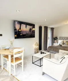Luxury Studio - Ideal for Couples - Image 2