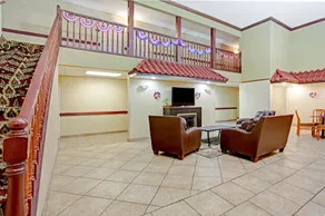 Super 8 by Wyndham Forrest City AR - Image 3
