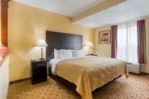 Spark By Hilton Sellersburg - Image 5
