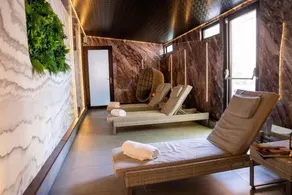 Park Hall Hotel And Spa Wolverhampton - Image 2