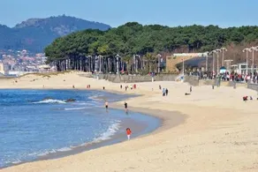 Apartamento Playa Samil - Image 2