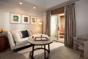 Phoenician Residences Luxury Collection Residence Club - Image 3