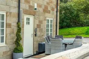 Pheasant House - Image 4