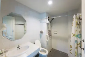 Nora Bukit Hotel - Image 5