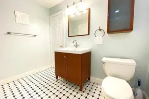 Centrally Located Oasis 20 Houston House Stamford - Image 4