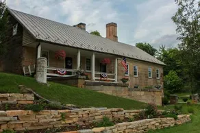 Headley Inn - Image 3