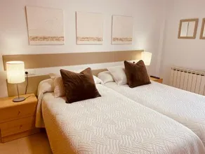 Apartamentos Alcaniz Iii - Image 2