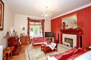 Luxury Scottish Apartment - Image 4