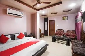 Hotel Sahil Plaza by OYO Rooms - Image 2