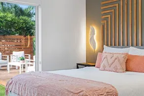 Deluxe Miami House w 5BR Mini Golf & Heated Pool L62 - Image 2