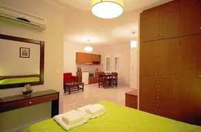 Rougas Apartments - Image 3
