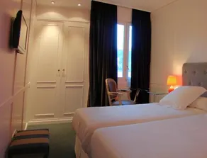Hotel Etxeberri - Image 2