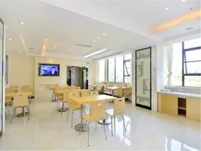 City Comfort Inn Zhongshangang Avenue - Image 5