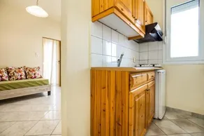 Ianos Apartments - Image 3