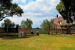 House Katja Sisan - Image 3