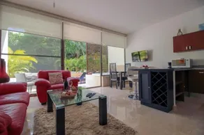 Private Studio with a Luxury Feel Living in Bahia Principe - Image 3