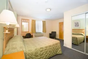 Flushing Regent Hotel - Image 4