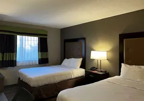 Super 8 Fort Bragg - Image 3