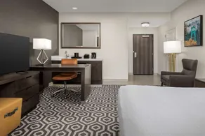 Embassy Suites by Hilton Portland Hillsboro, Oregon - Image 2