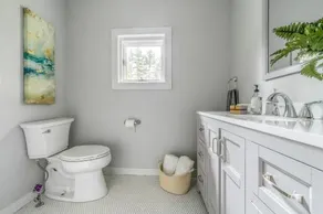 Beautiful Charming Cottage 4 min from Woodstock - Image 5