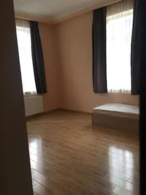 Kmg Hotel - Image 5