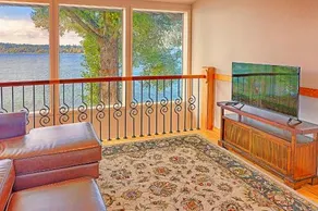 Four Stone Beach House - Image 5