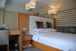 Chengdu Carmen Hotel - Image 4