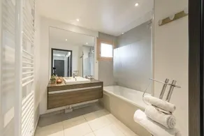 ST JORIOZ centre Appartement Lac et Semnoz 6pax LLA Selections by Location lac Annecy - Image 3