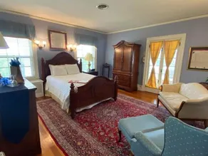 Historic Rosemont Manor - Image 2