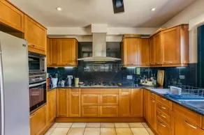Voll ausgestattete Villa mit Grill, schnellem Internet und privatem Pool | Gartenblick - Image 2
