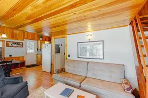 Settler`s Cottage - Image 3