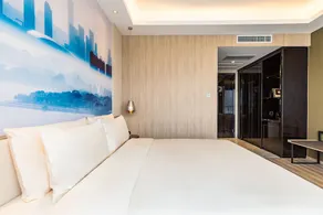 AMBER CRYSTAL LNTERNATIONAL HOTEL - Image 3