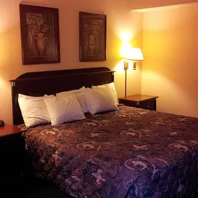 Oakland Inn - Image 3