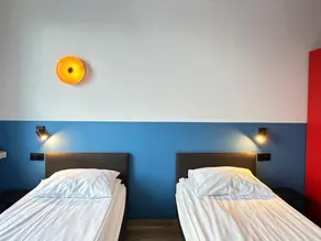 Premium Hostel Bed & Breakfast - Image 5