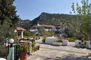 Villa Katina Apartments - Image 3