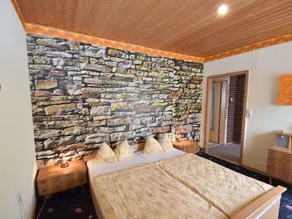 Cozy Holiday Home in Schwarzbach Thuringia With Garden - Image 4