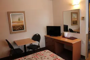 Motel Capri & Suites - Image 3