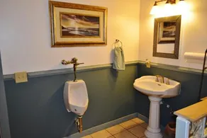 Downtown Lancaster Loft Apartment - Image 5